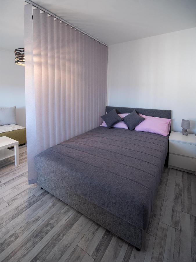 Apartman Sara Leilighet Novi Sad Eksteriør bilde